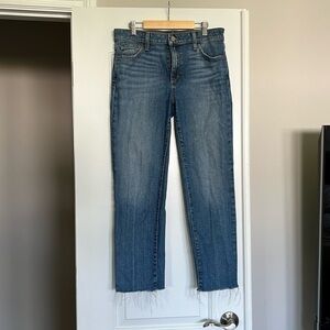 Mid rise slim tomboy crop